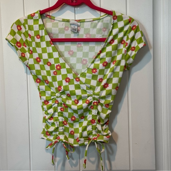 Rue21 Tops - Rue21 Green and White Wrap Blouse
